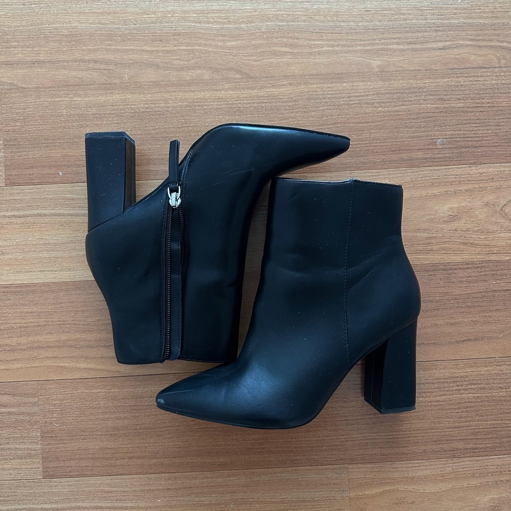 Women’s Black Heeled Boots